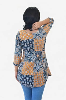 Women's Kalamkari Cotton Short Kurti | Multicolor Printed Casual Ethnic Top | Evorece - view 3